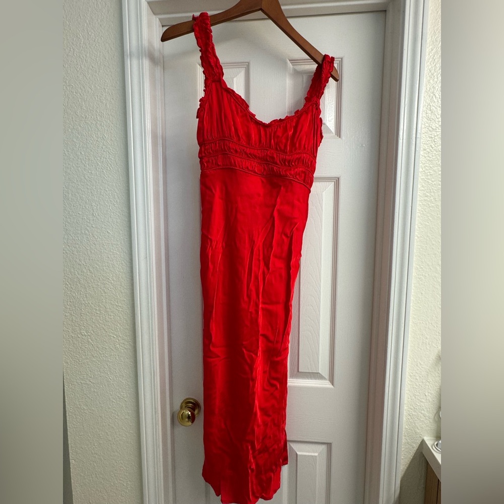 ASTR the Label Red Enola Satin Smocked Midi Dress - Picture 2 of 4